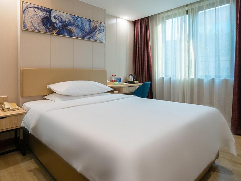 Vienna Hotel Zhuhai Xiangzhou Bus Station Esterno foto